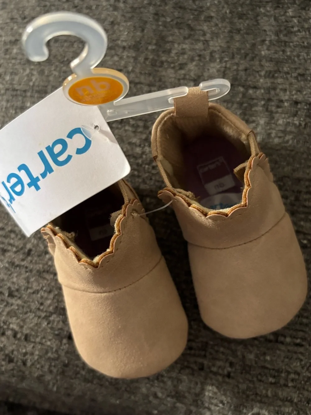 NEW Carter’s Adorable Baby Girl Tan Scalloped  Booties Size Newborn